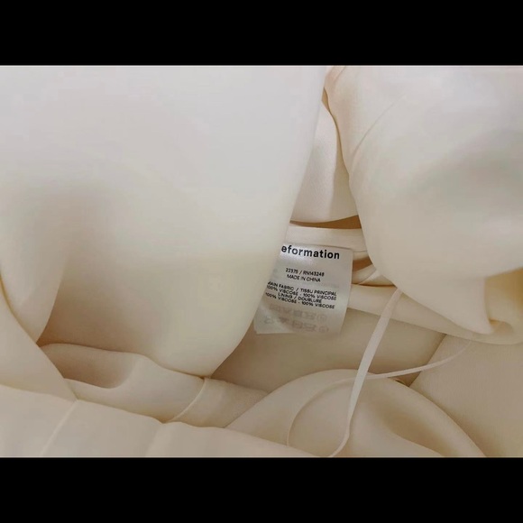 🌟HOT🌟Reformation Butterfly Dress Ivory - Picture 9 of 9